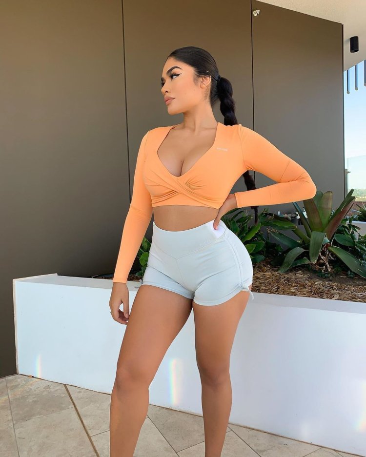 Miss Polonia in bikini