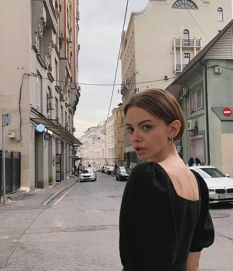 Kira Raush in underwear