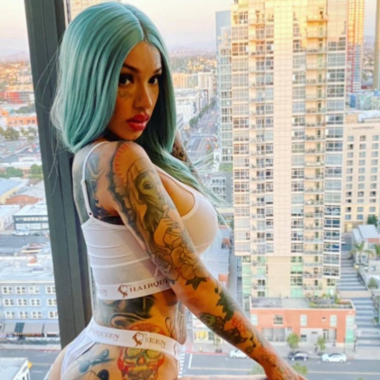 Valerie Watson 800 tattoo