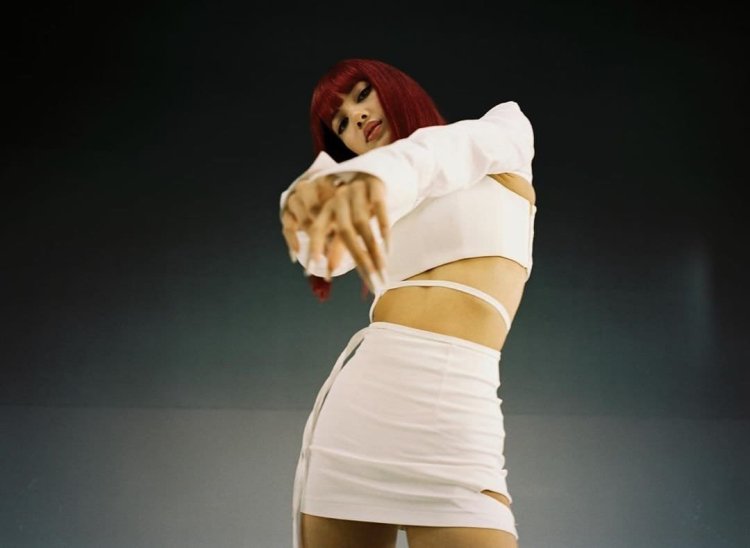 Lalisa Manoban in underwear