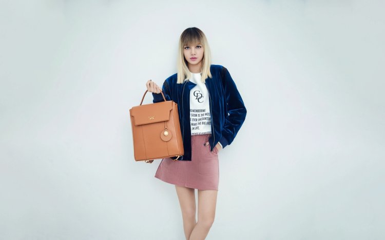 Lalisa Manoban of the Corporation