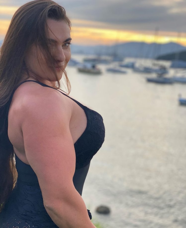 Jessica Sestrem Girlswithmuscle