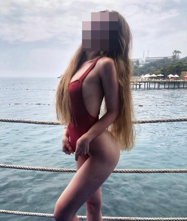 TASYAMIKHALOVA LOVELESS