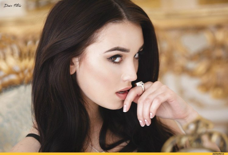 Daria Zaretskaya singer