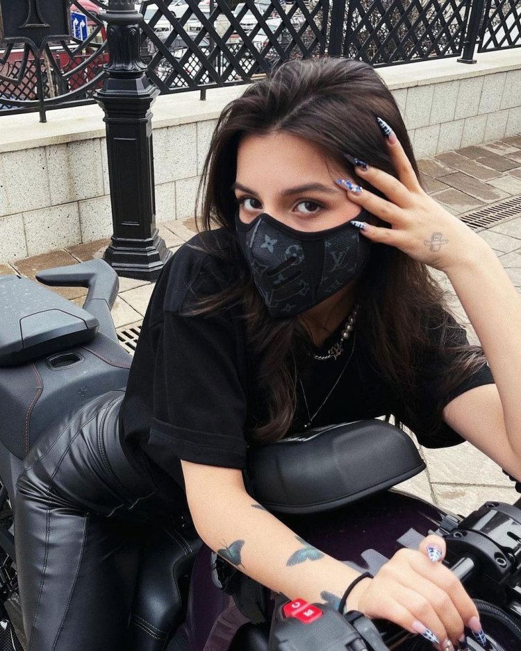 Amin without mask Tenderlybae 2020