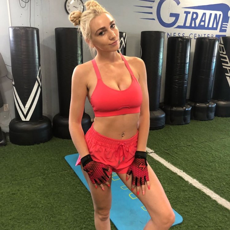 Kendra Sunderland on Twitter