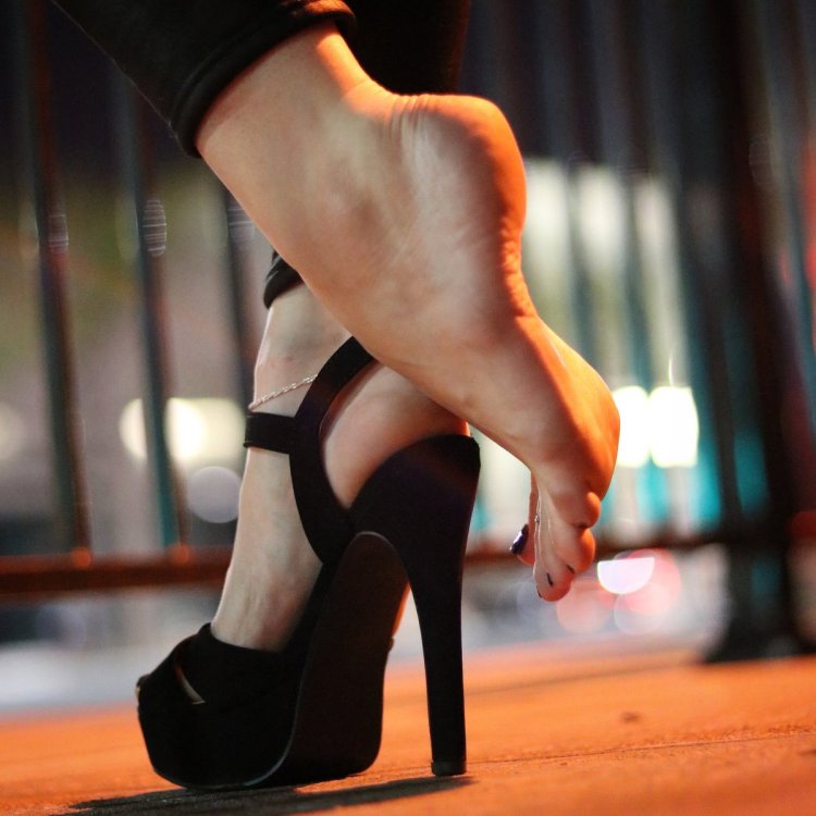 Ekaterina Barnabas Feet