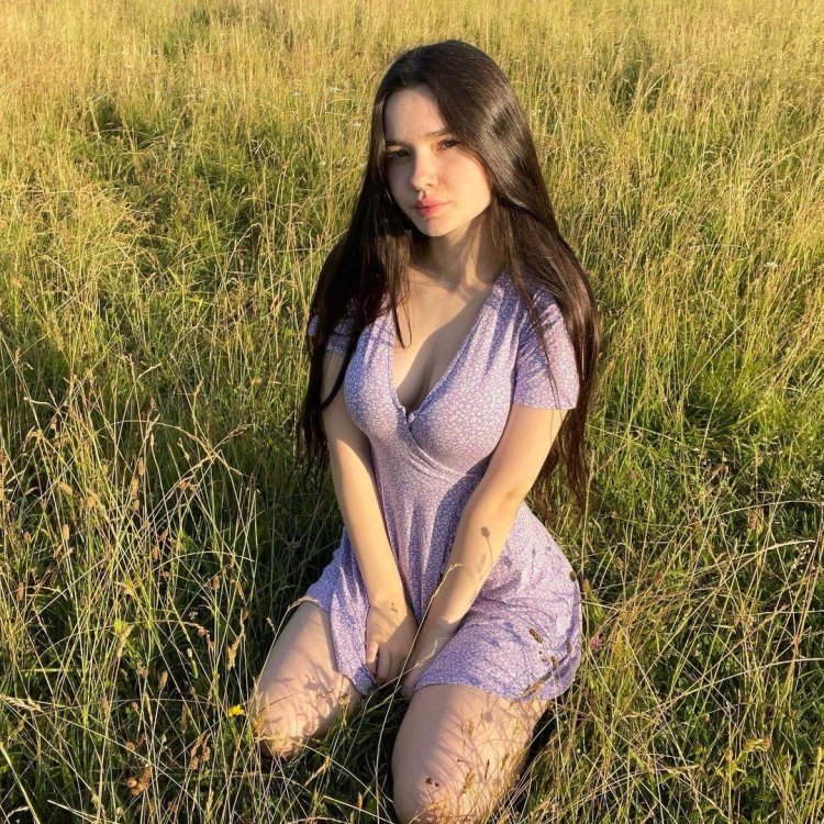 Eva Gros 16 years old