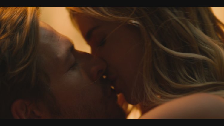 Emma Roberts bed scenes