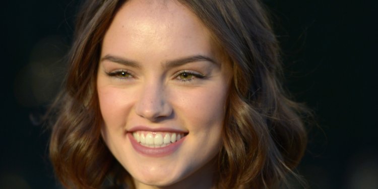 Daisy Ridley Smile