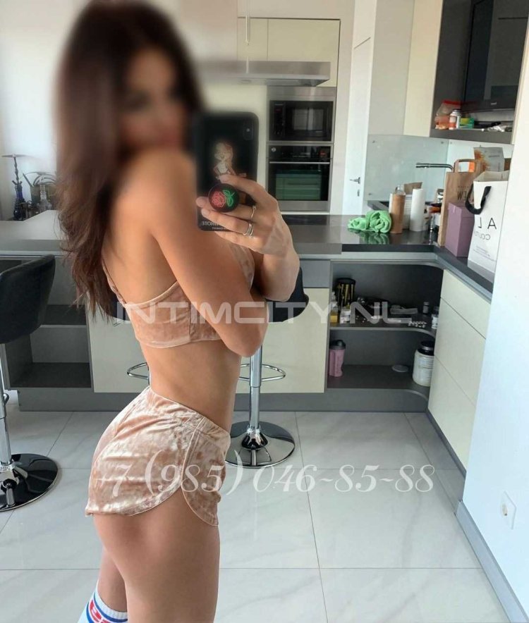 Sofia Menletova (Casanova)