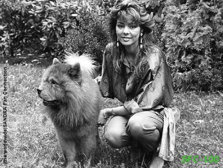 Sandra singer as a child