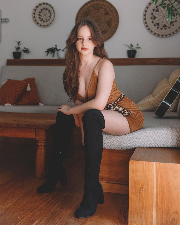 ISabella 110022 Model