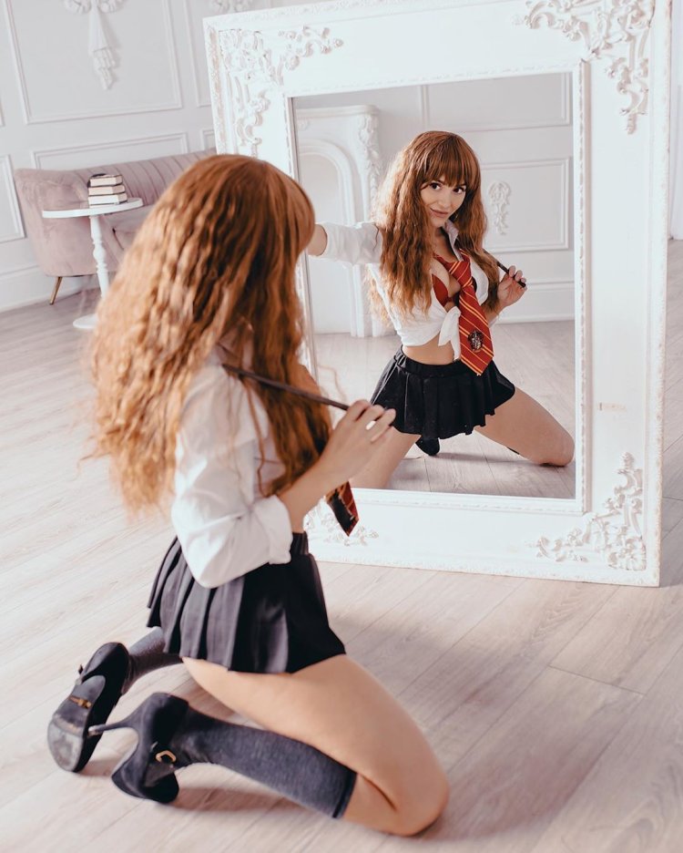 Kalinka Fox Cosplay on Hermione