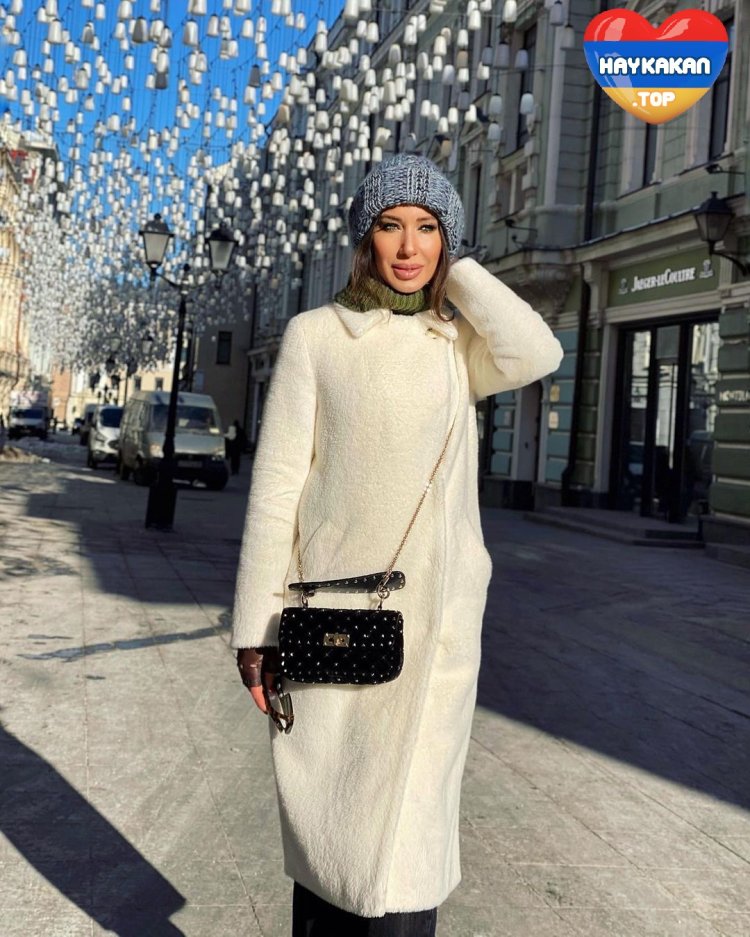 Nazeni Ovannyan Instamerk