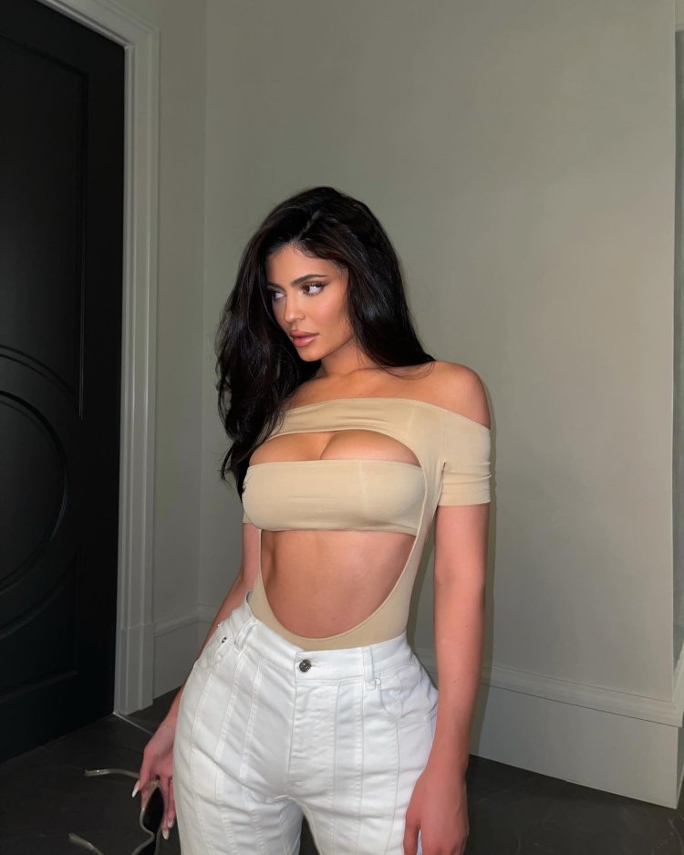 Kylie Jenner 18