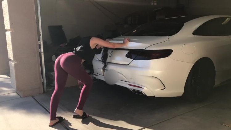 SSSNIPERWOLF BOOTY