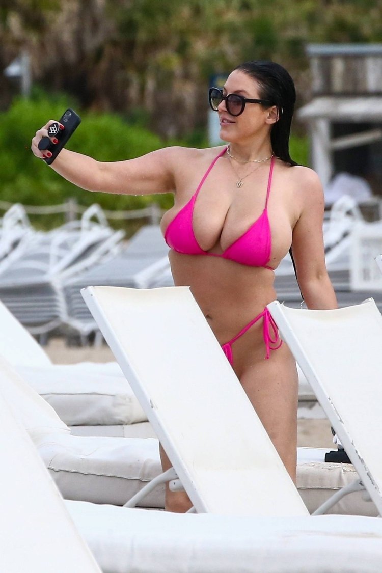 Angela White Bikini micro