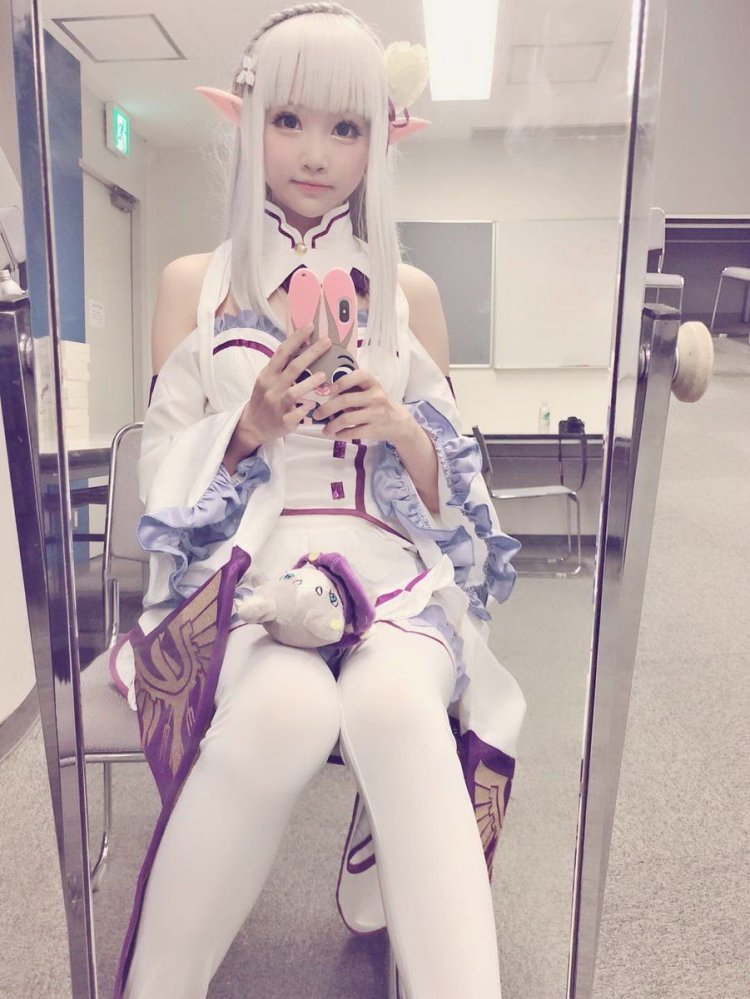 Seeeu cosplayer drain