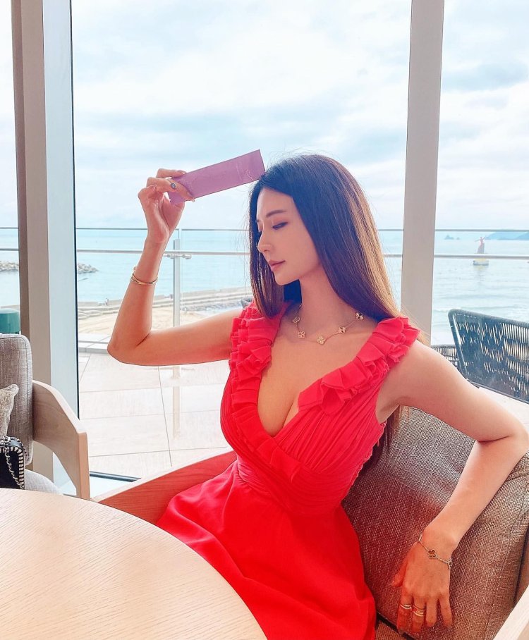 Korean Blogger Christina Chang