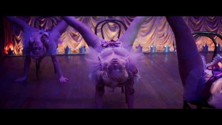 Julian st joynude wallpaper