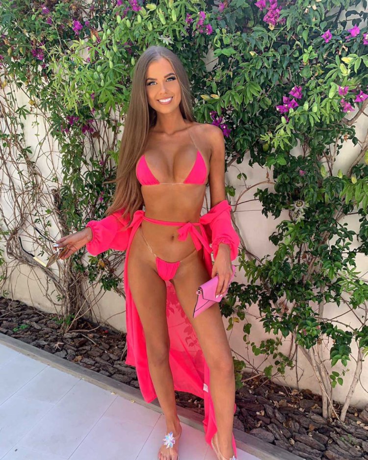 Sylvija Vasilevska Topless