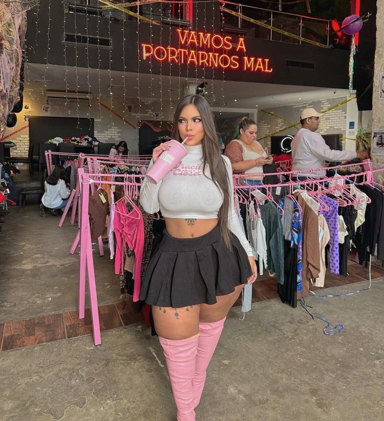 Girl the United States of America Metro