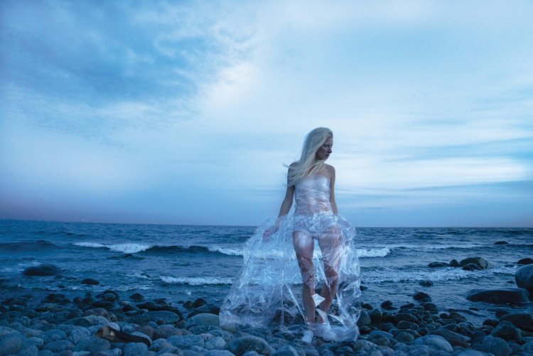 Jonna Lee Iamamiwhoami