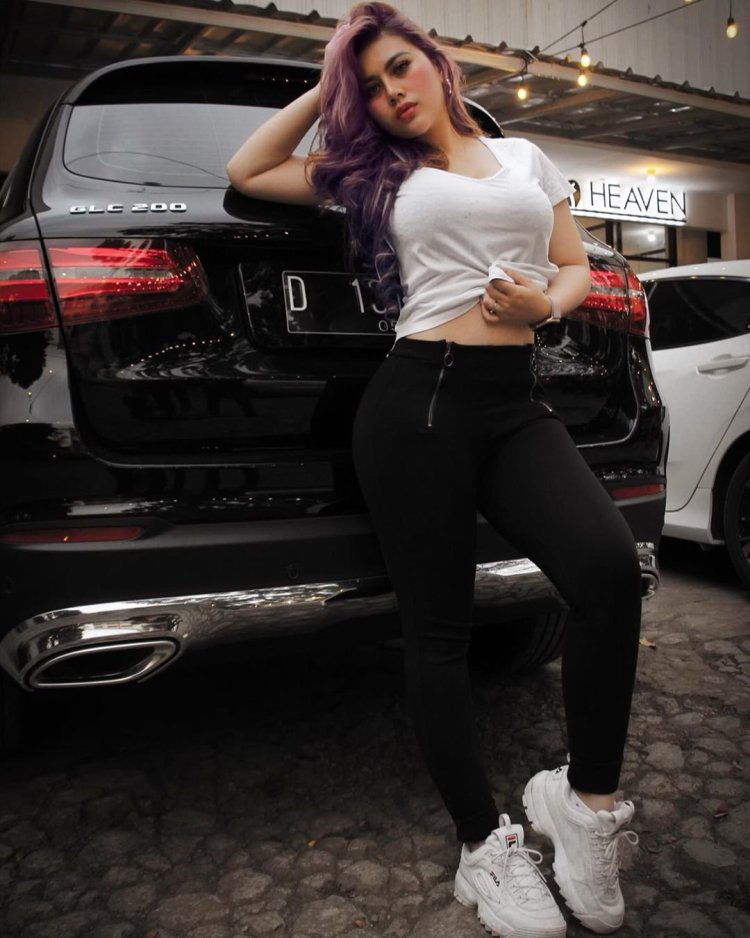 BTS Model Renna Dyana