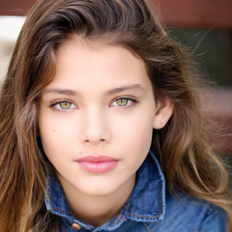 Laneya Grace Stefan