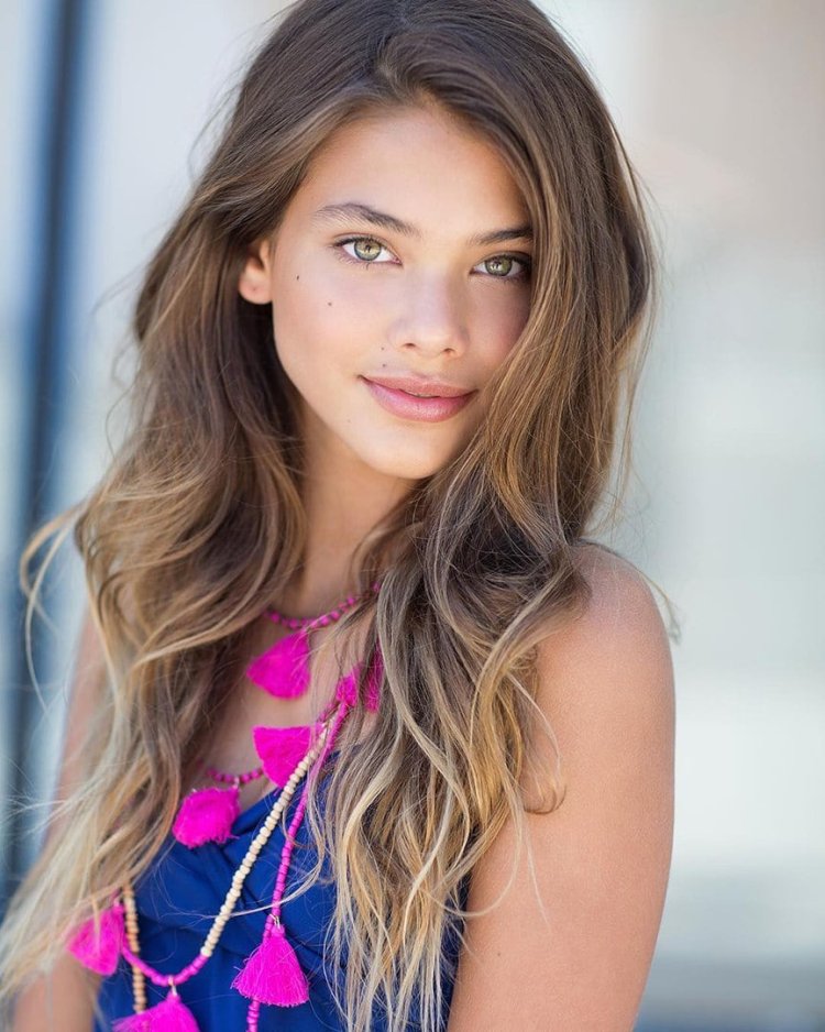 Model Grace Laney Grace