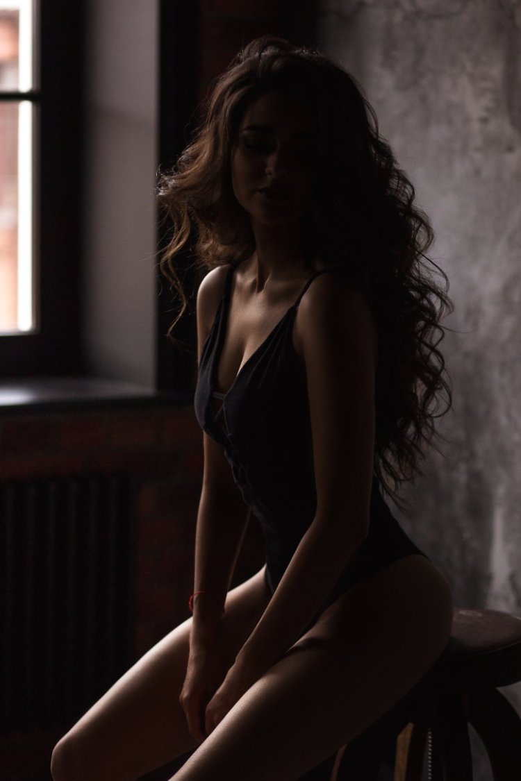 Sensual photo shoot for a girl