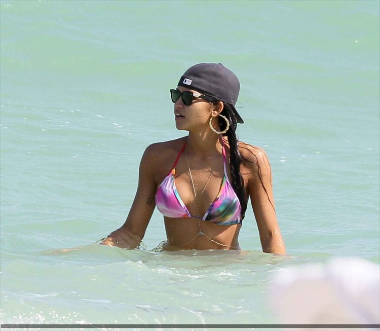 Cassie Ventura Parameters