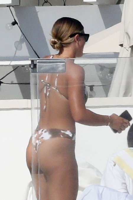 Jennifer Lopez Ass