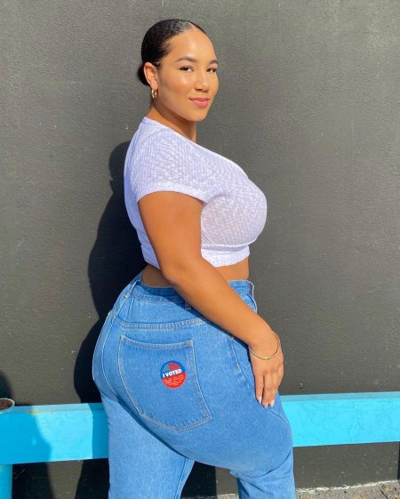 Katlyn Sade Nigerian Plus Size