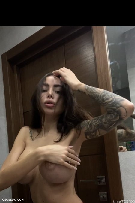 Alena Omovich Naked Tits