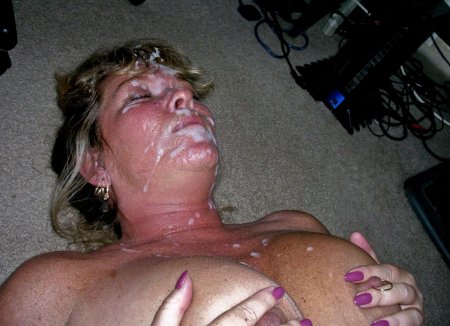 Cum in mature on the face of a private