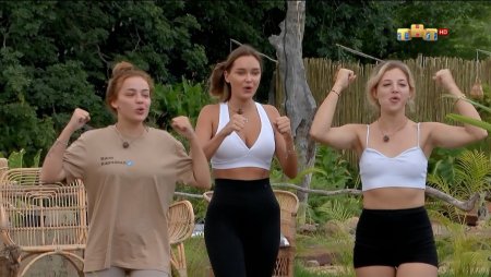 Valya karna.val 2020 plum