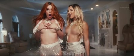 Bella Thorne and Abella