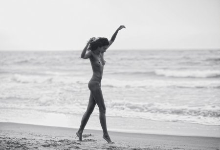 Photo shoot in the style of nude at sea