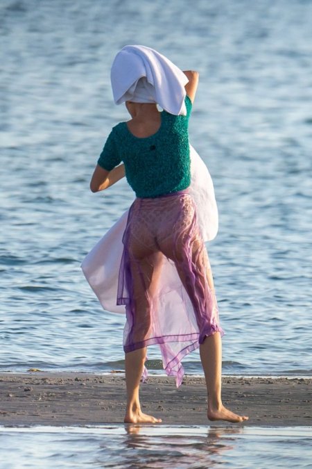 Haley without clothes without panties