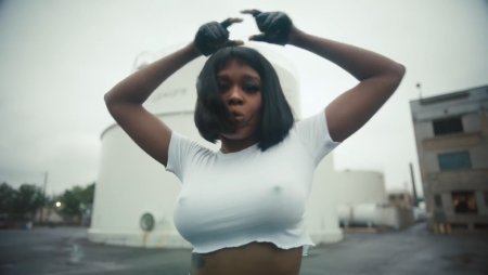 Azealia Banks 2012