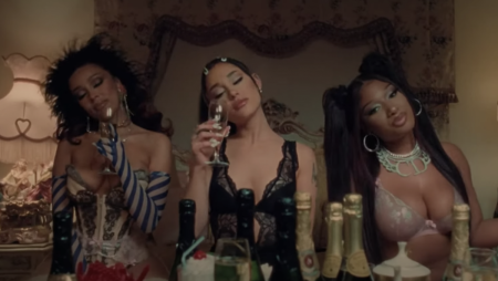 35+34 Ariana Grande 34 35