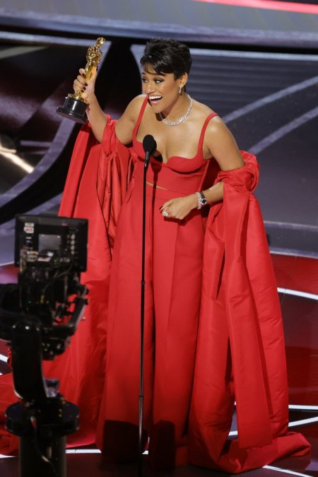 Ariana Debos actress