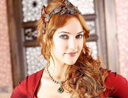 Merje Uzerli Hurrerem Sultan