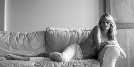 Eliza Taylor photo hot bed