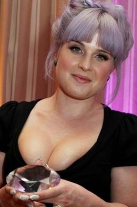 Kelly Osbourne Paparazzi 2022