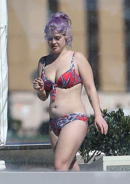 Kelly Osbourne Figure