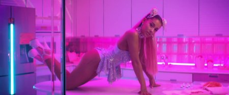 Ariana Grande Erotic photos