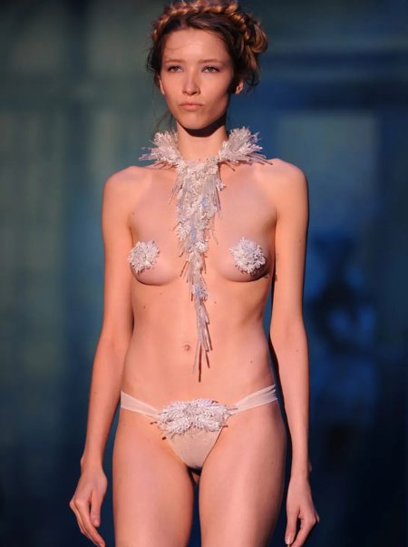 Naked fashion models at shows